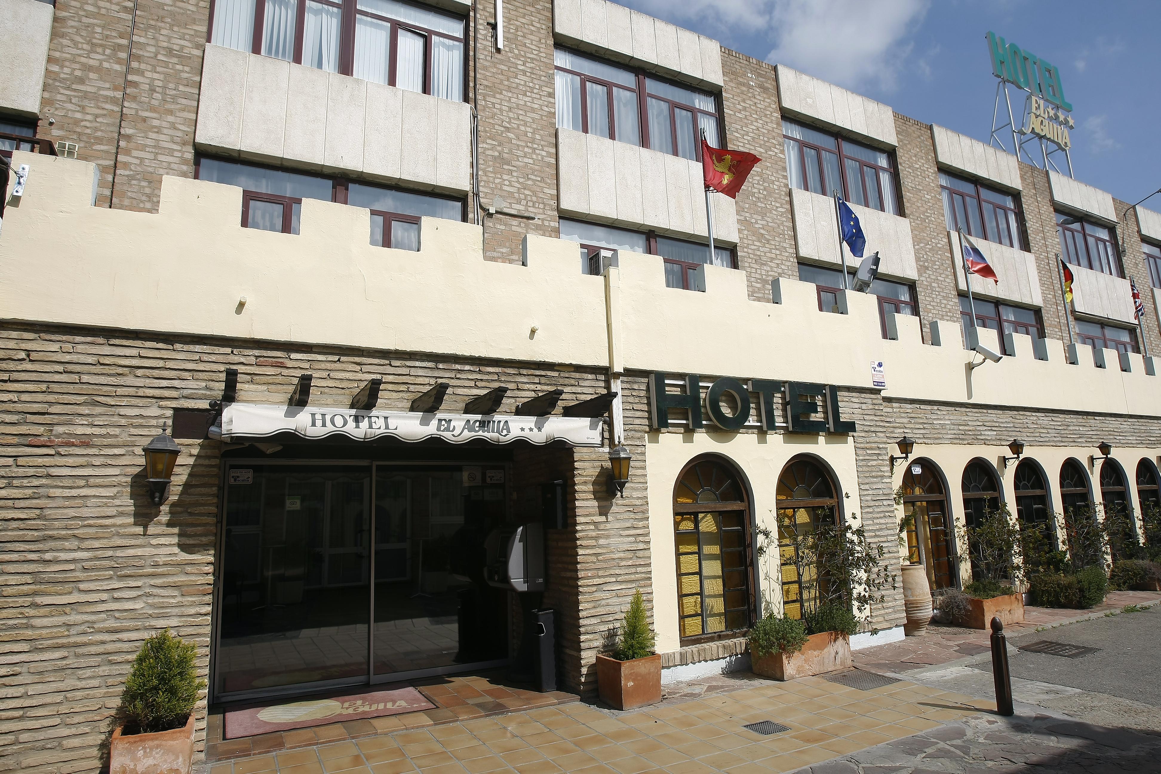 Hotel El Aguila Utebo Bagian luar foto